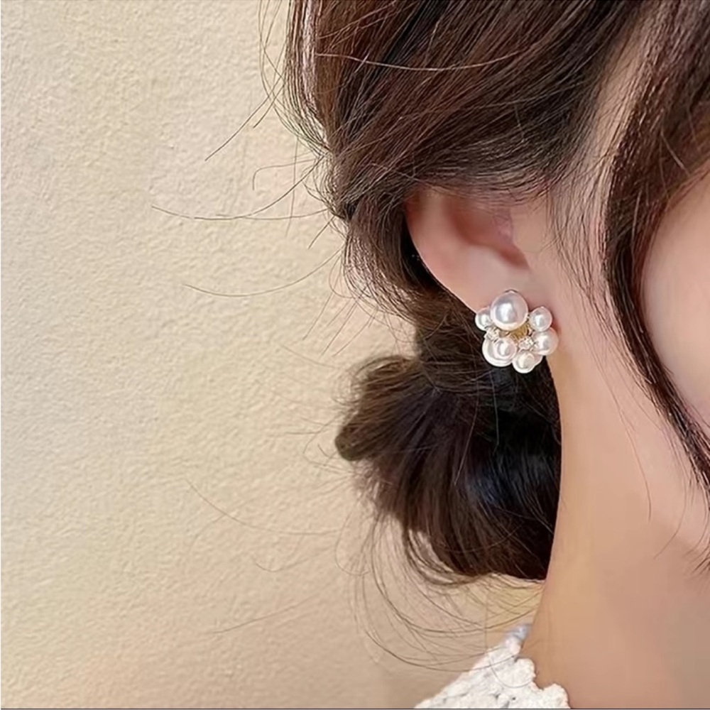 Elegant Pearl Cluster and Silver Rhinestone Earrings